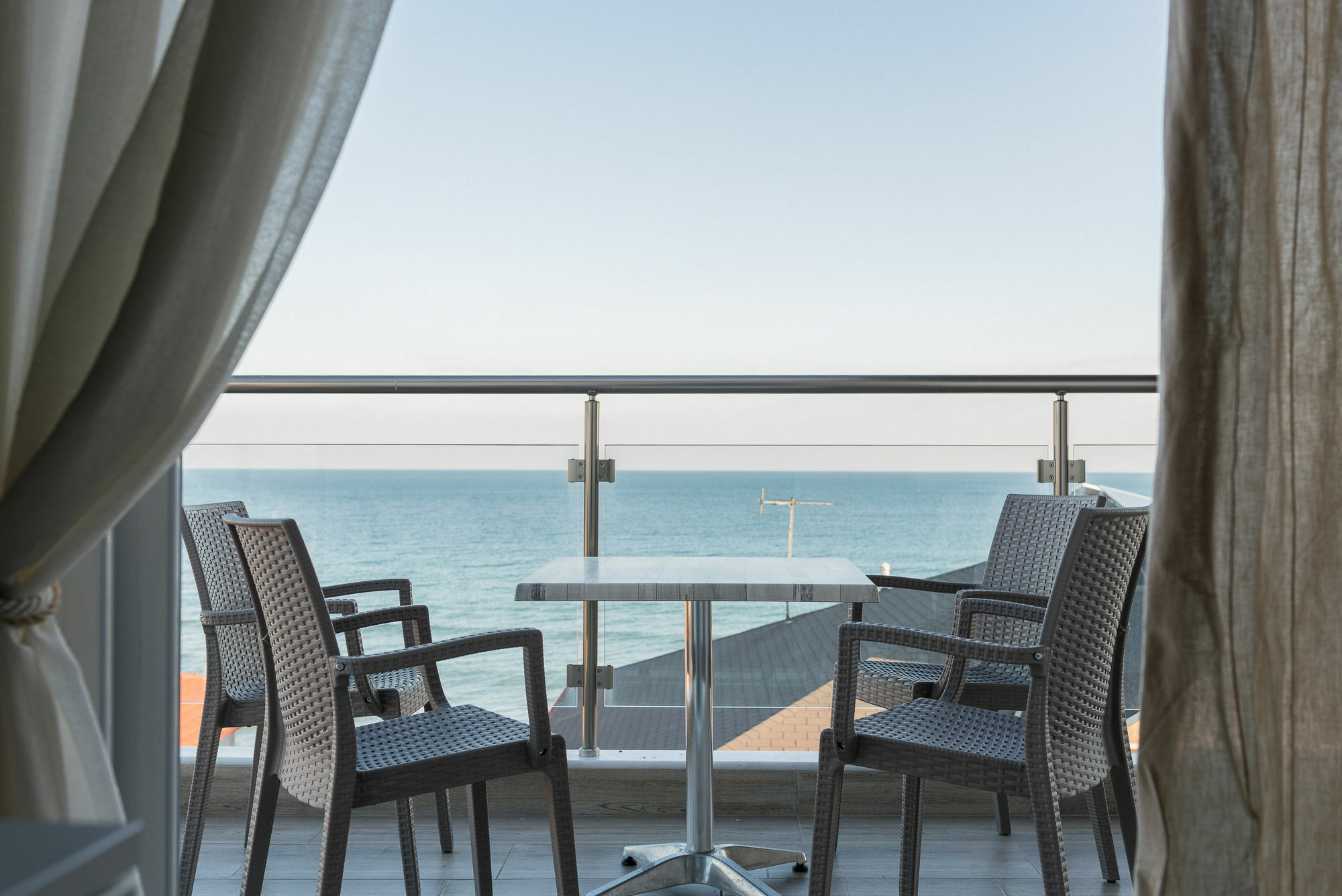 Ammos Seaside Luxury